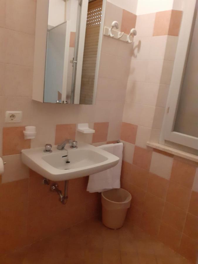 Hotel Rossini Rimini Eksteriør billede